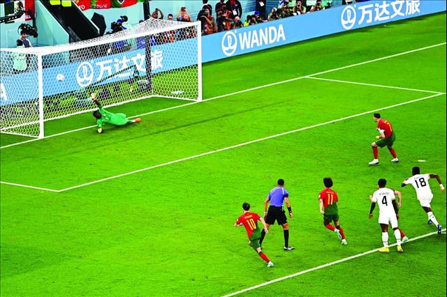 رونالـدو «التاريخـي» يقـود البرتغال للفوز على غانا' 
