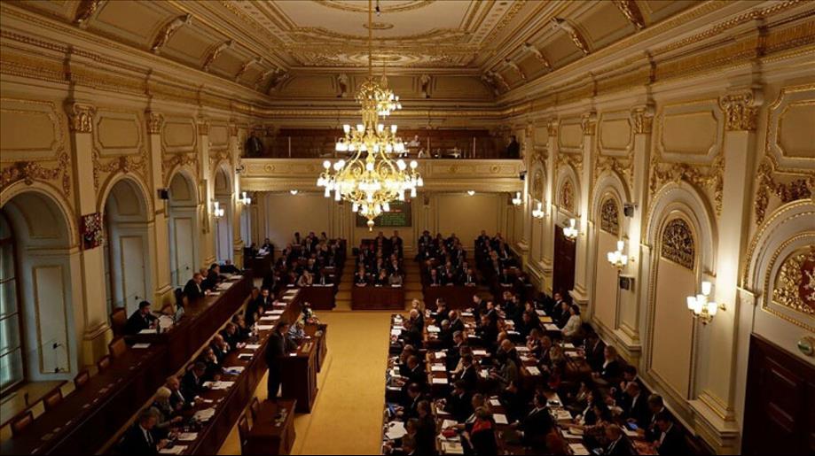 البرلمان التشيكي يقر فرض ضريبة على أرباح شركات الطاقة' 