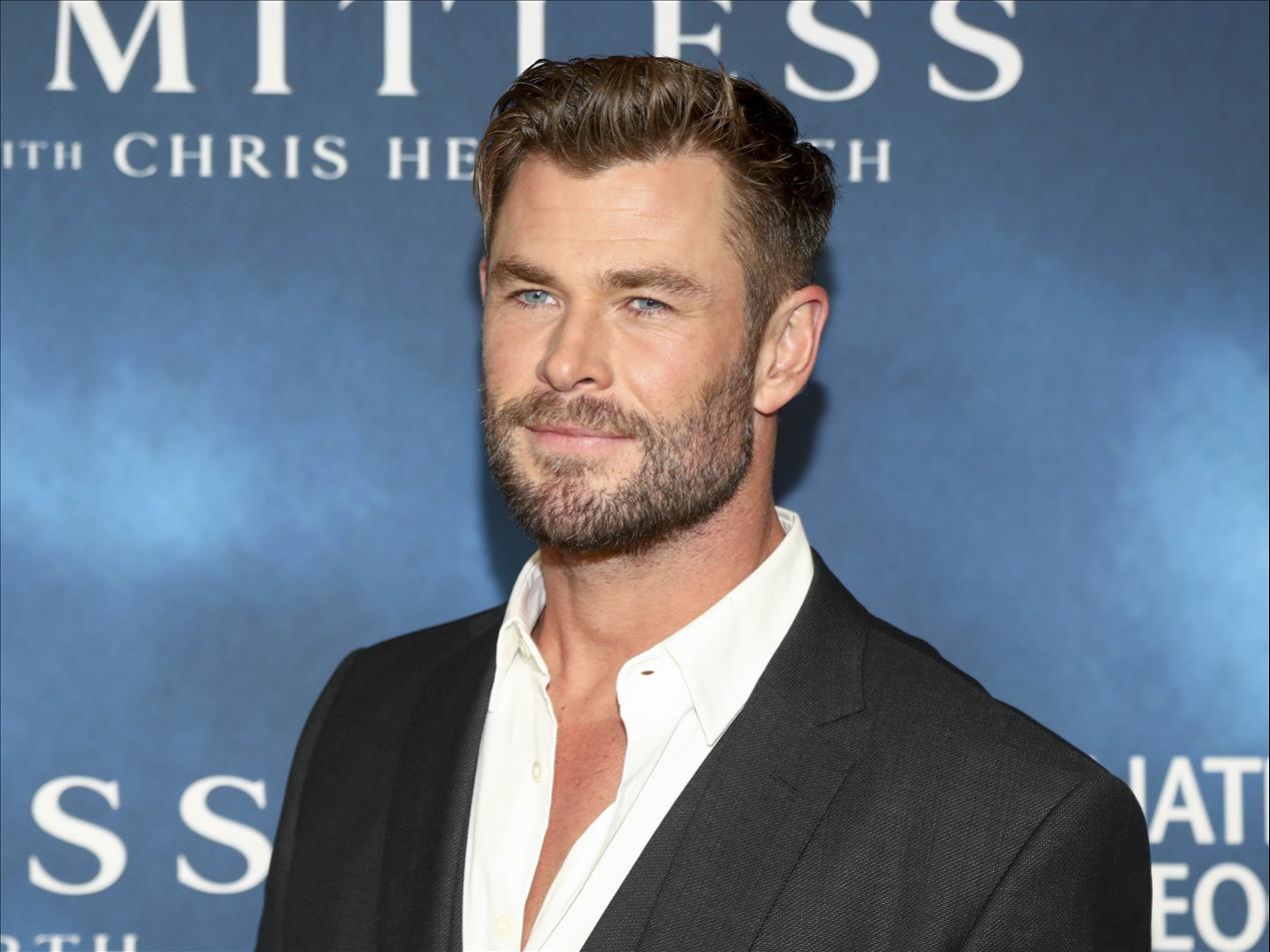 Chris Hemsworth's Alzheimer's Gene Doesn't Guarantee He'll Develop Dementia. Here's What We Can All Do To Reduce Our Risk