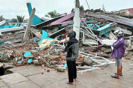 ارتفاع عدد ضحايا زلزال إندونيسيا إلى 310 قتلى