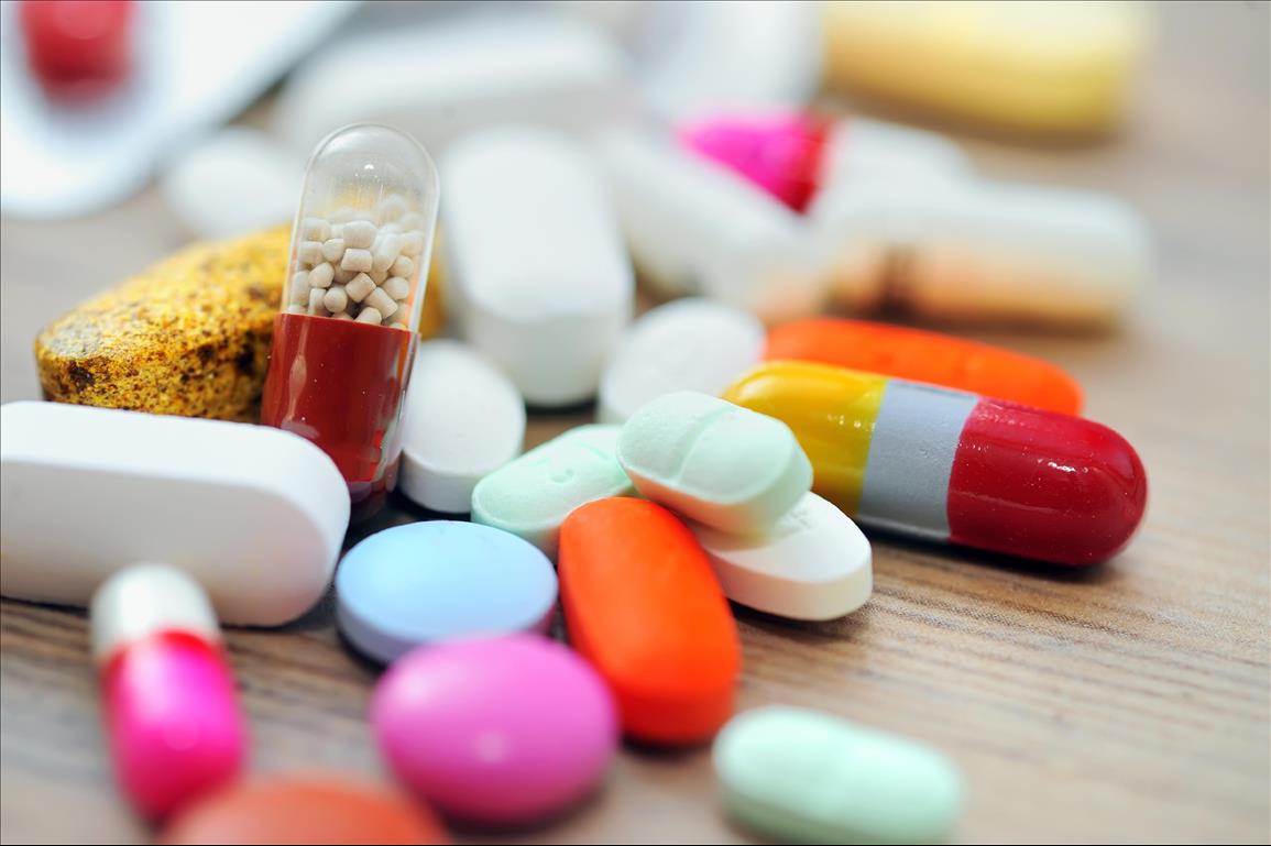 بسبب مشاكل سلاسل الإمداد .. سويسرا تشهد نقصاً في الأدوية' 
