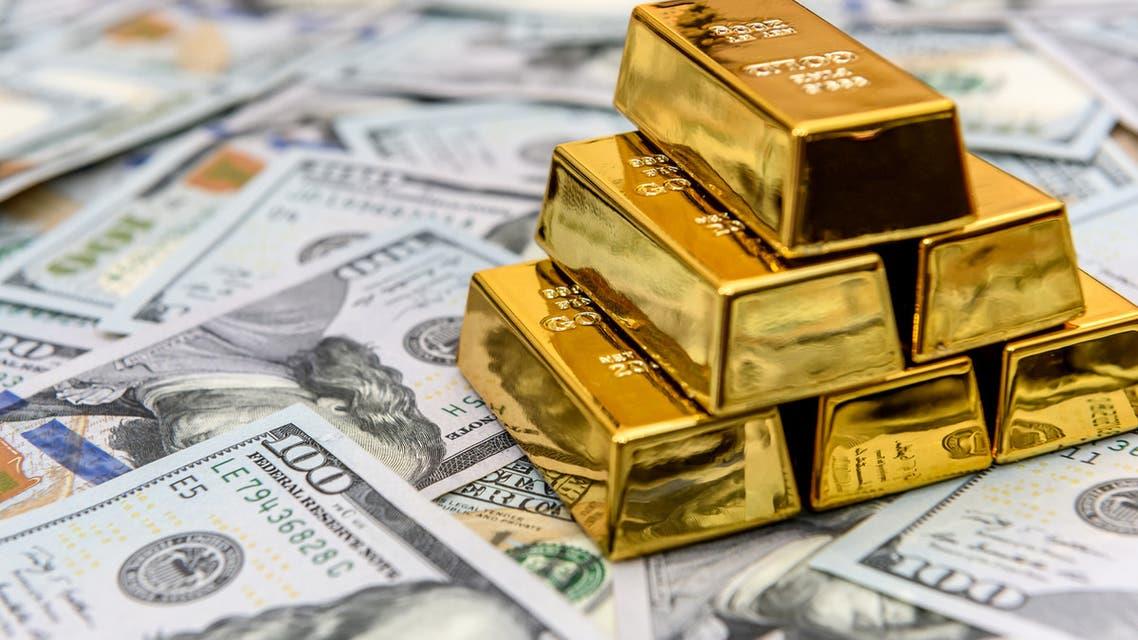 بريق الذهب يخفت مع ارتفاع الدولار' 