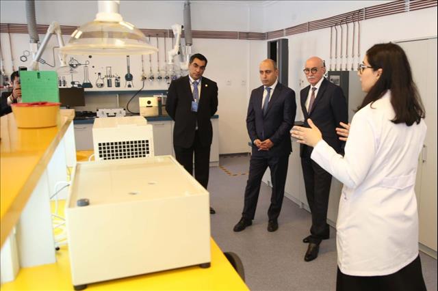 Minister Of Science And Education Gets Acquainted With Laboratories Of Baku Higher Oil School (PHOTO)