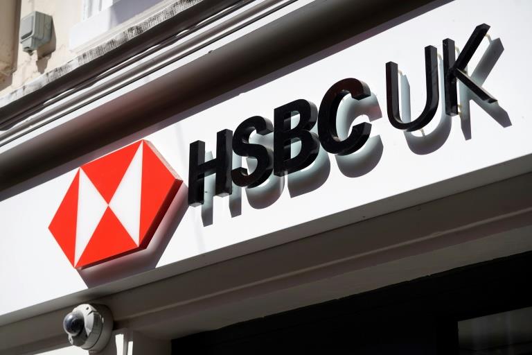 HSBC shuts more UK branches as banking goes online