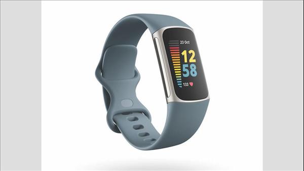 Why Fitbit's Feature-Rich Charge 5 Is A Must-Try For Fitness Tracker Agnostics