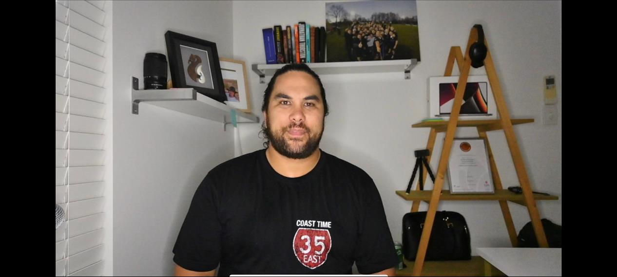 Devon Seymour Is Mentoring Hundreds To Build Their Aisle In Business