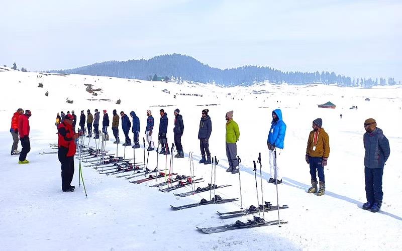 Gulmarg Gearing To Host Slew Of Winter Sports Activities