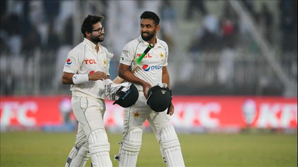 Shafique And Haq Give Pakistan Solid Start After England's 657