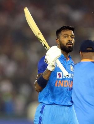  An All-Rounder Like Hardik Pandya Would Be Dangerous In T10 Cricket, Says Deccan Gladiators' Mushtaq Ahmed 