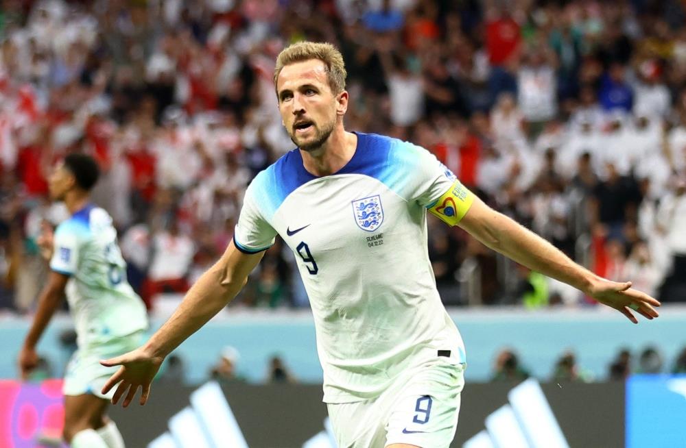 Kane On Target As England Cruise Into Quarter-Final