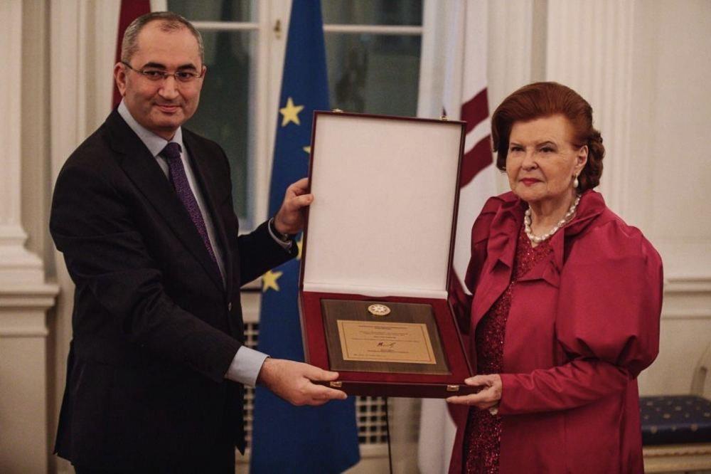 Ilham Aliyev Awards Vaira Vike-Freiberga Honorary Diploma Of Azerbaijani President