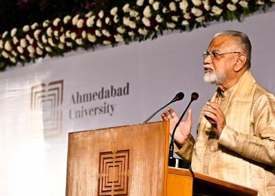  Former ISRO Chairman Koppillil Radhakrishnan Calls Upon Ahmedabad University's Class Of 2022 To Leave A Legacy Behind And Make A Difference To Society 