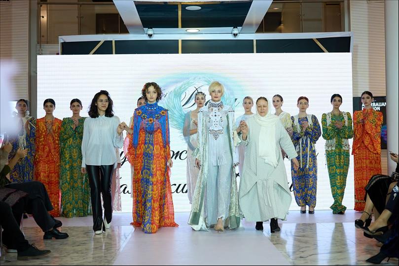Azerbaijan Fashion Week Presents Dazzling Fashion Looks