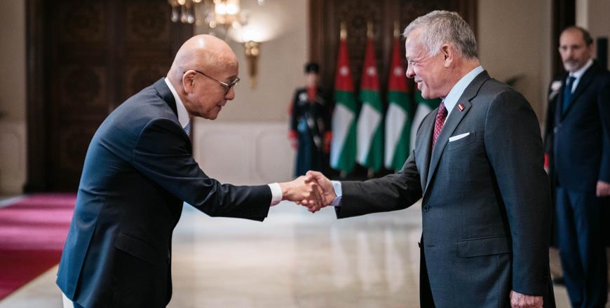 King Accepts Credentials Of New Ambassadors To Jordan