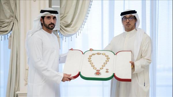 Watch: Sheikh Hamdan Receives Prestigious Award For Humanitarian Work