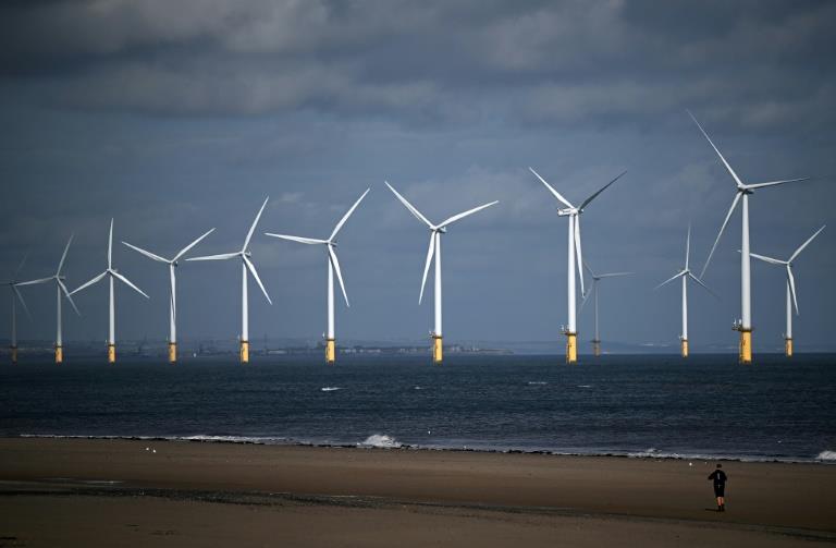 New leases to significantly expand UK offshore wind power