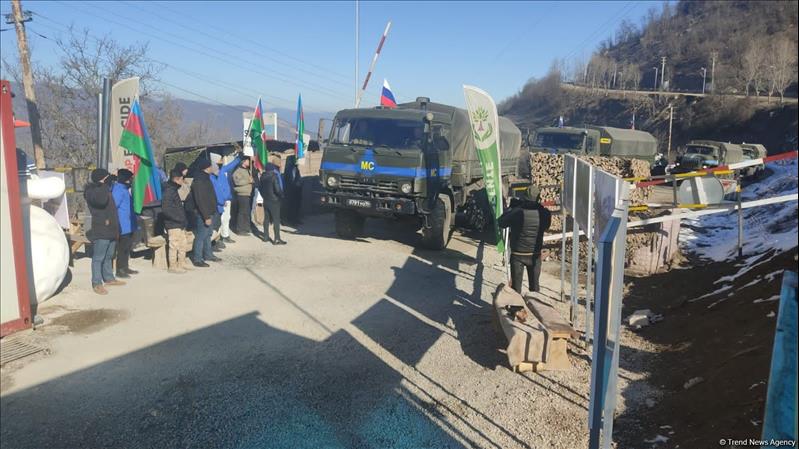 Another Convoy Of Russian Peacekeepers Freely Pass Along Azerbaijani Lachin-Khankendi Road (PHOTO)