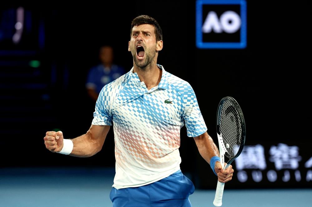 Djokovic, Sabalenka Roll Into Australian Open Semi-Finals