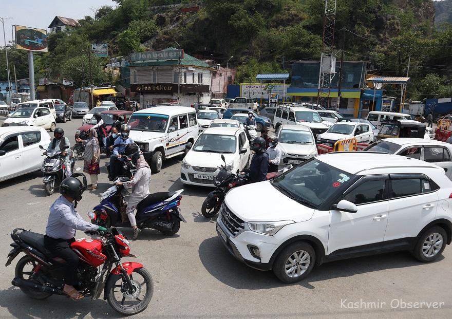 BJY: Police Issues Traffic Advisory For Srinagar