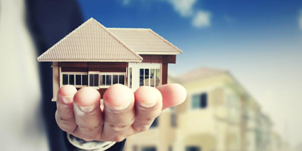 Five Best And Worst Performing Real Estate Stocks In Q4 2022