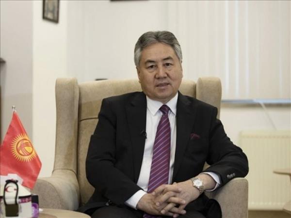 Kyrgyz FM Phones Azerbaijani Counterpart In Connection With Terrorist Attack