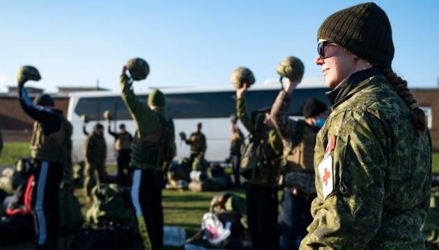 Canadian Instructors Mentoring Recruits Of Armed Forces Of Ukraine In UK