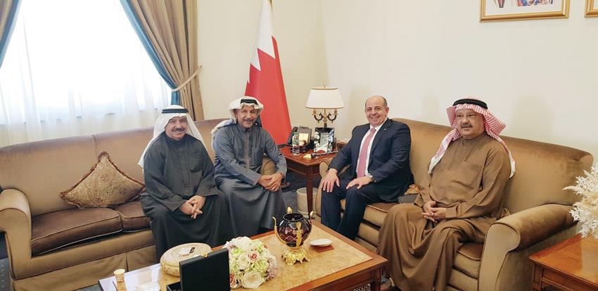 صالح بن هندي يستقبل سفير الأردن لدى البحرين