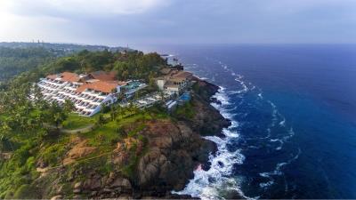  As Iconic Kovalam Hotel Marks Golden Jubilee, Scholarships Worth Rs 10 Mn Announced 