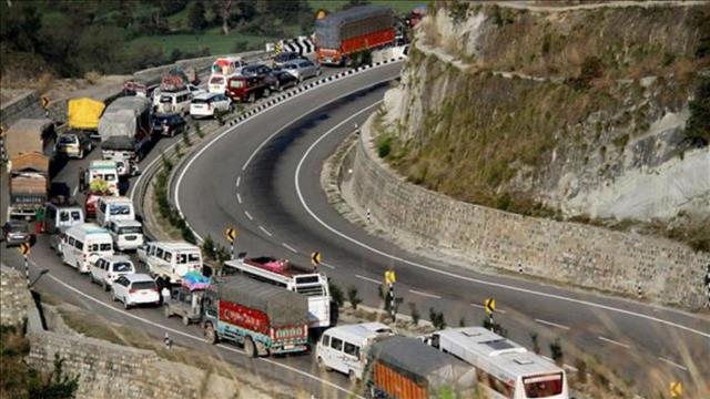 Traffic Partially Restored On Kashmir Highway