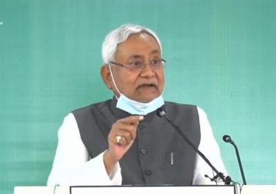  Budget 23-24: Nitish Claims Ignorance, Fin Min Says Centre Cheated Bihar Again 