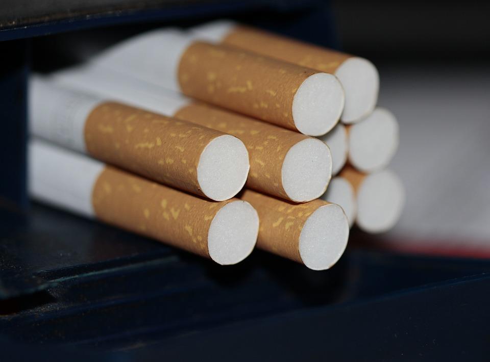 В Катаре вступил в силу запрет на сигареты и табачные изделия без акцизных марок