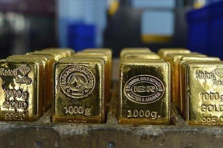 الذهب عالمياً يُحلق لقمة 10 أشهر والوقية تسجل 1972 دولار