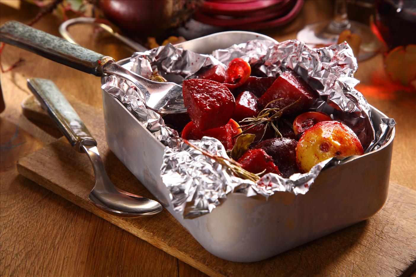 Why You Shouldn't Wrap Your Food In Aluminium Foil Before Cooking It