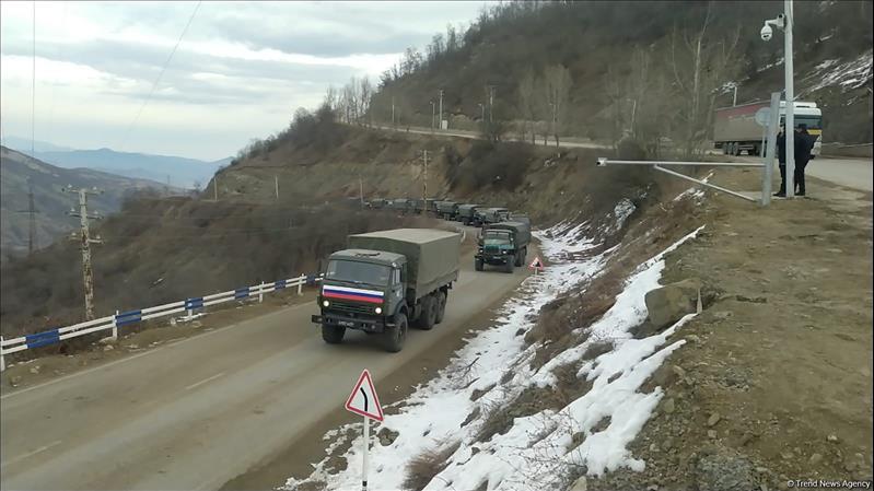 15 More Vehicles Of Russian Peacekeepers Pass Freely Along Azerbaijan's Lachin-Khankendi Road