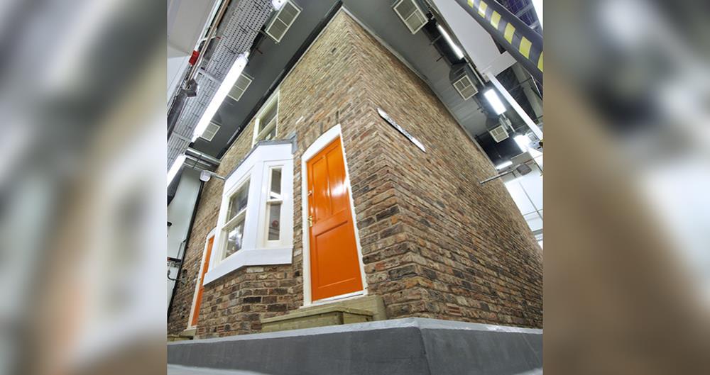 UK Mega-Lab Generates Weather To Test Homes Of Future