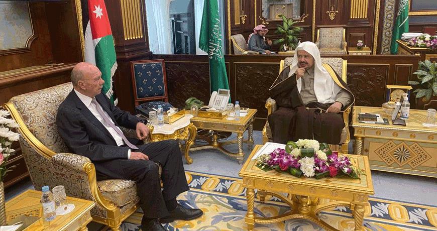 Fayez Meets With Saudi Shura Council President In Riyadh