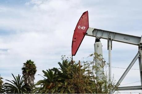 مخاوف نقص الإمدادات تدفع أسعار النفط للارتفاع