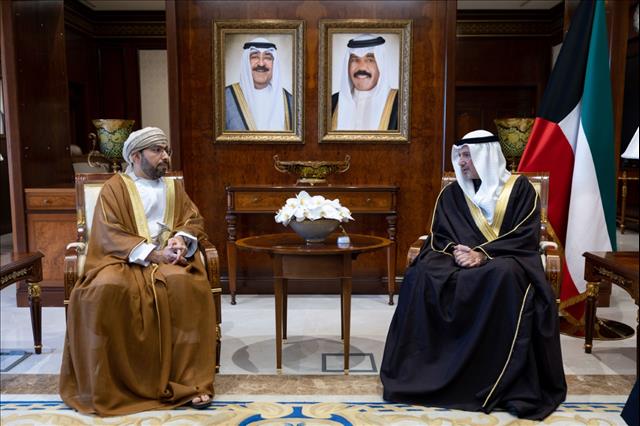 Kuwait FM Receives Letter To Crown Prince From Oman's Sultan