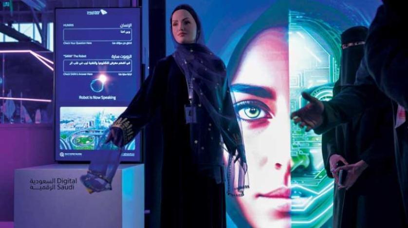 الروبوت“سارة”.. ترتدي الحجاب وترحب بزوار“Leap” في السعودية