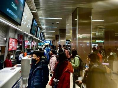 Mumbai Airport Records Surge In Passenger Movement, Traffic Up By 149% ...