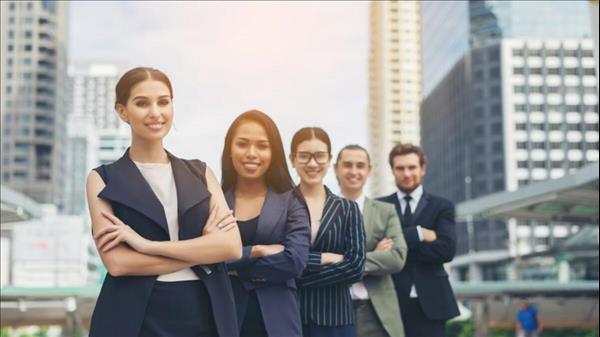 Why We Need More Women In Leadership Roles