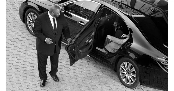 Daisy Limo Black Car Service Celebrates Its 18Th Year Of Premier Airport Car Service