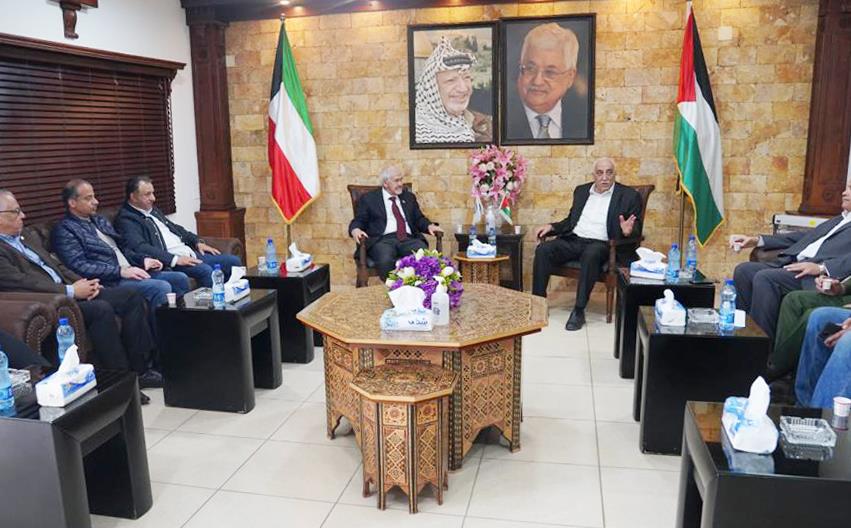 Kuwaiti Red Crescent Delegation In Palestine For Support