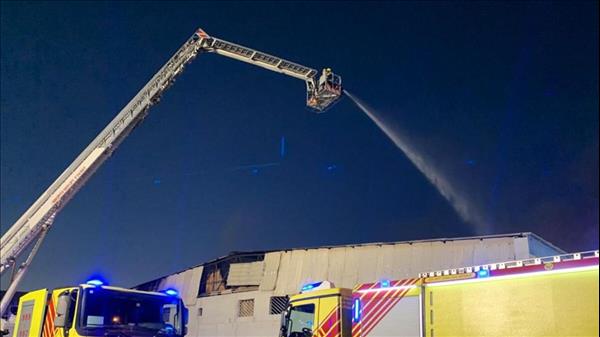Dubai: Fire Destroys 2 Warehouses In Ras Al Khor Industrial Area