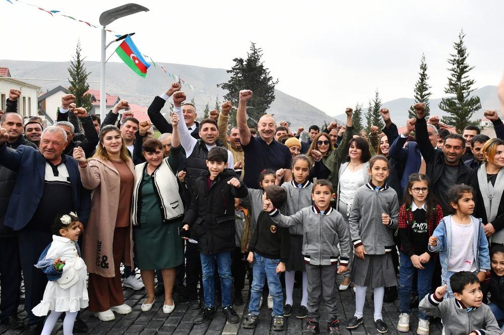 Heartfelt Meeting Of President Ilham Aliyev And First Lady Mehriban Aliyeva With Residents Of Talish Village