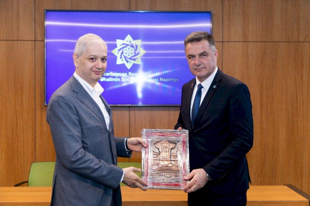 Serbian Delegation Visits Baku DOST Center No1