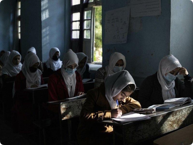 Afghan Interim Govt Reopens Schools Except For Girls Beyond Sixth Grade