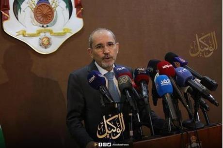 الصفدي يوجه دعوة إلى وزير الخارجية التونسي لزيارة المملكة