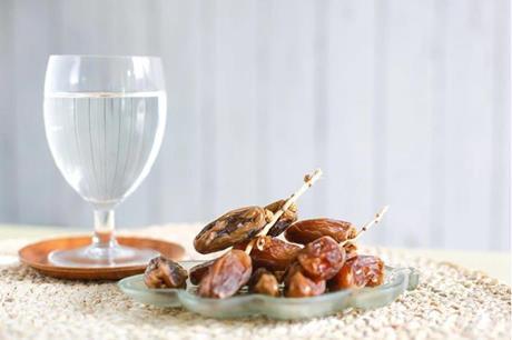 نصائح طبية لتخفيف الشعور بالعطش في رمضان