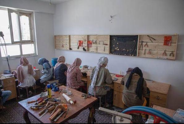 Afghan Female Entrepreneur Keeps Girls In School, Teaches Useful Skills